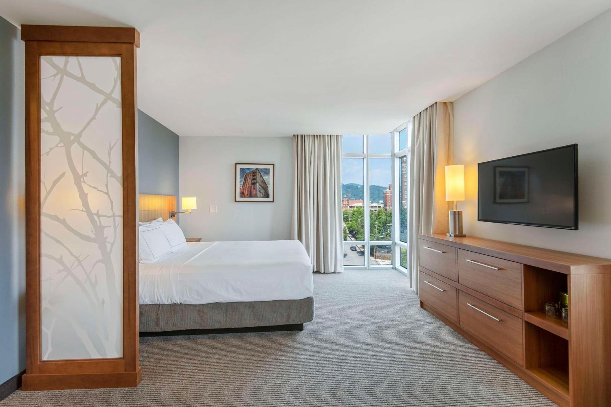 Doubletree By Hilton Asheville Downtown المظهر الخارجي الصورة