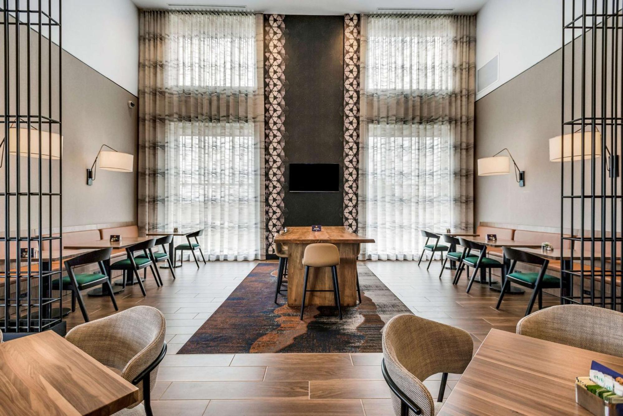 Doubletree By Hilton Asheville Downtown المظهر الخارجي الصورة