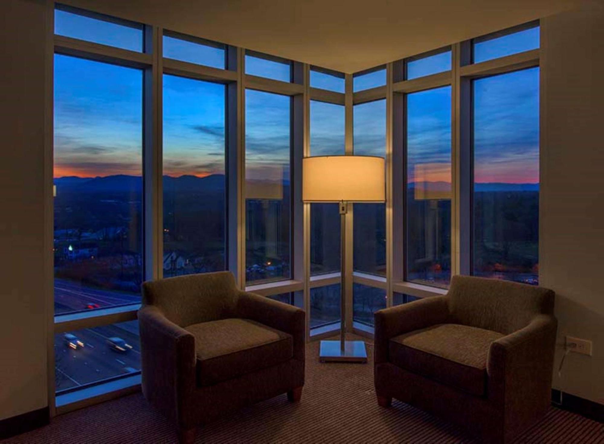 Doubletree By Hilton Asheville Downtown المظهر الخارجي الصورة